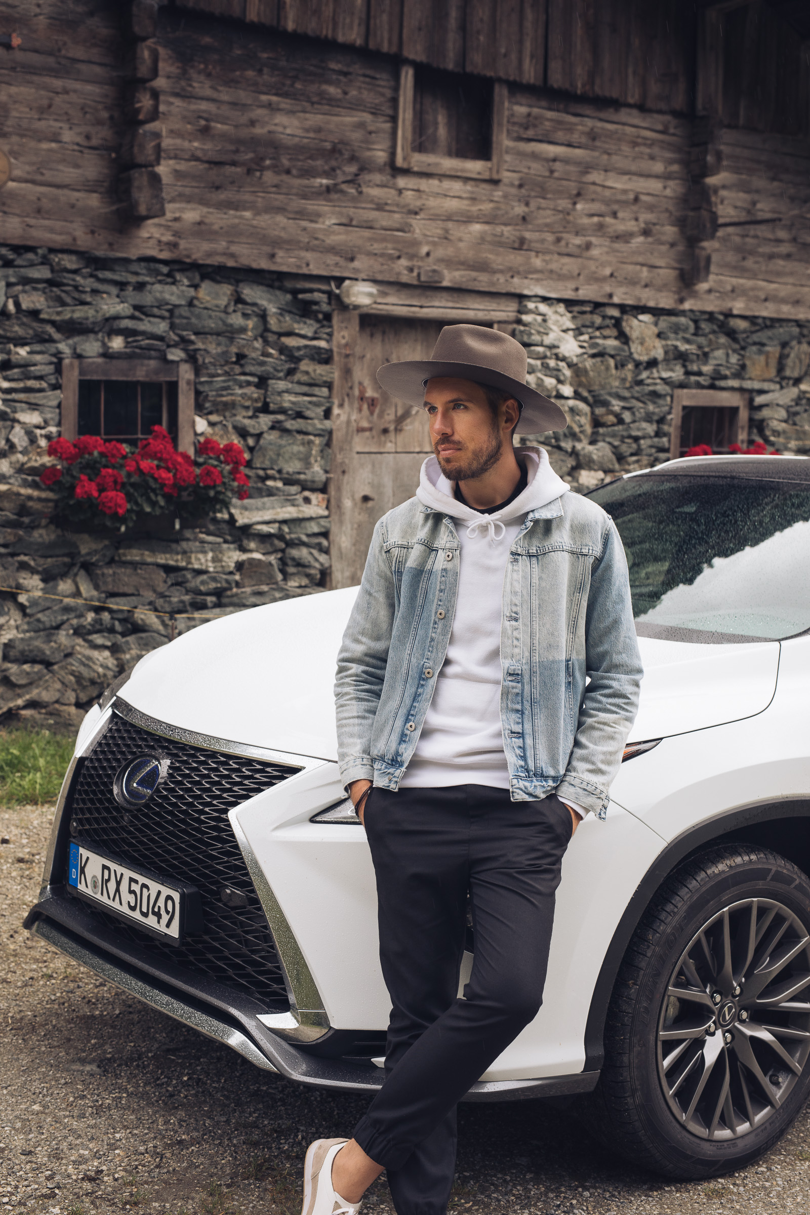 LEXUS Alpen Sebastian Schmidt by Rose Time