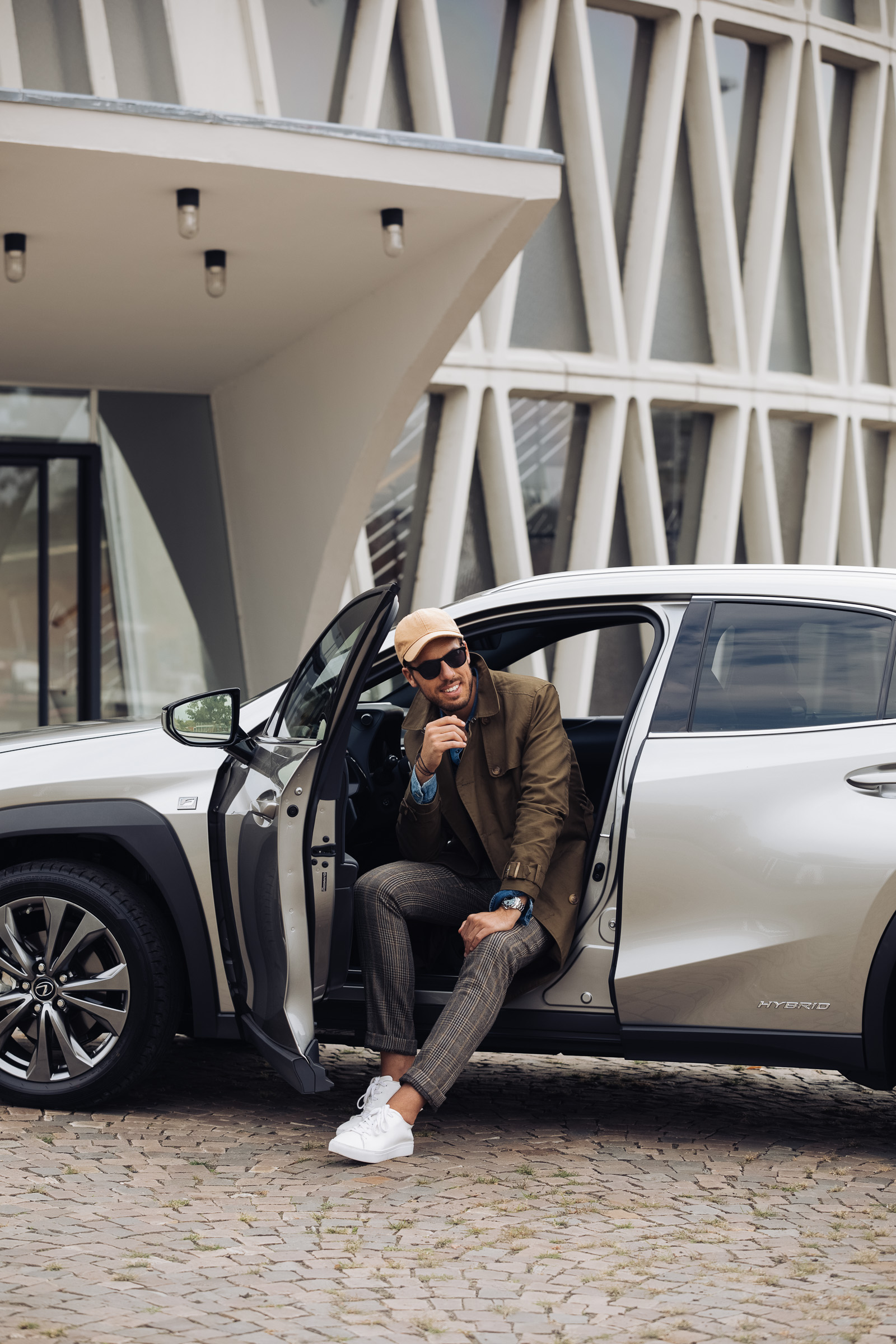 LEXUS UX Architecture Sebastian Schmidt by Rose Time CAR